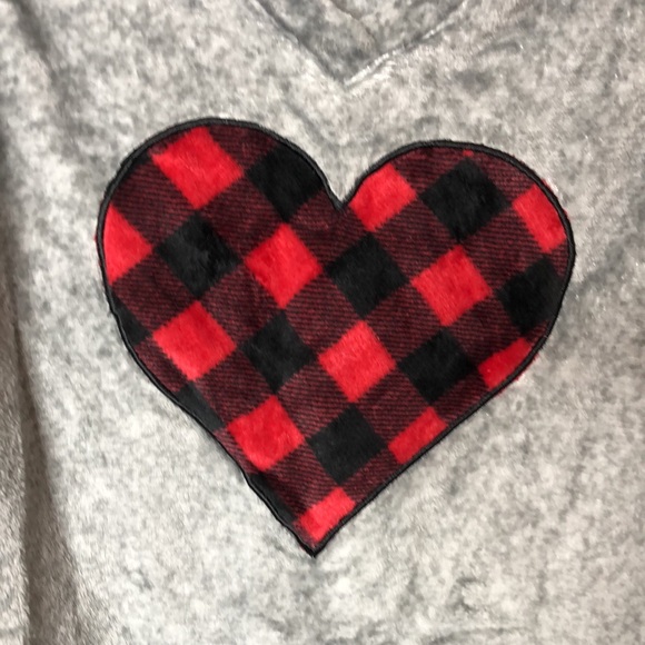 Charter Club Women's Red Heart Plaid Long Sleeve Fleece Stretch Top Size L Large - Picture 5 of 9